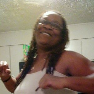 Meet your Posher, Molly